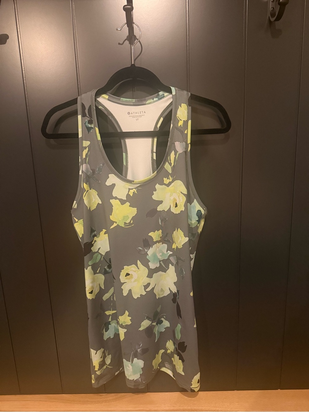 🍃 Athleta Shanti Green Floral Racerback Tank Workout Athletic Wear - Picture 3 of 12